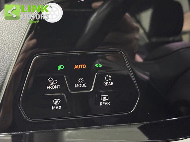 VOLKSWAGEN Golf VIII 2.0 TDI Life