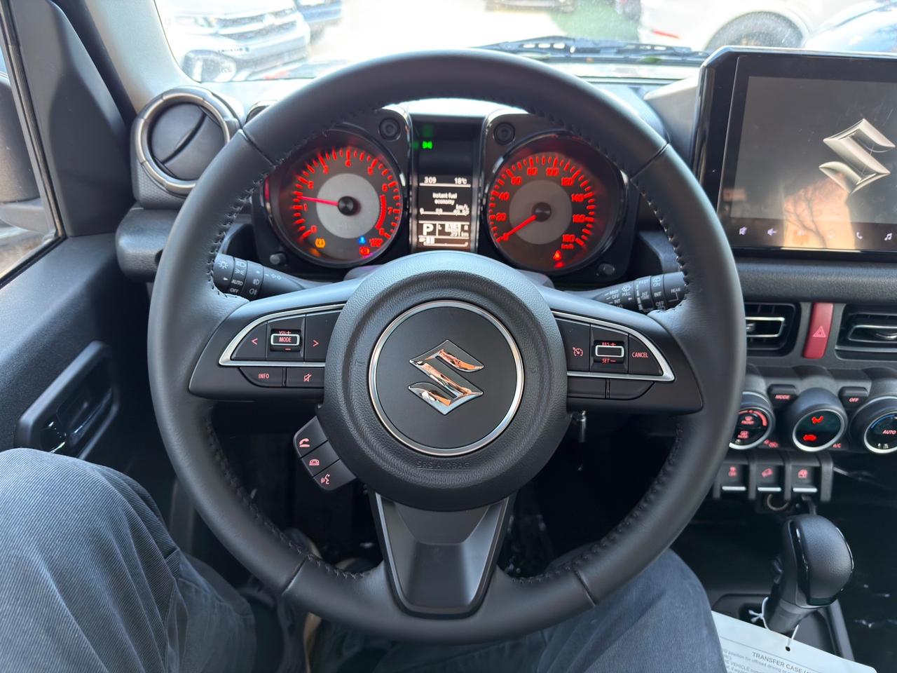 Suzuki Jimny 1.5 automatico 5 porte