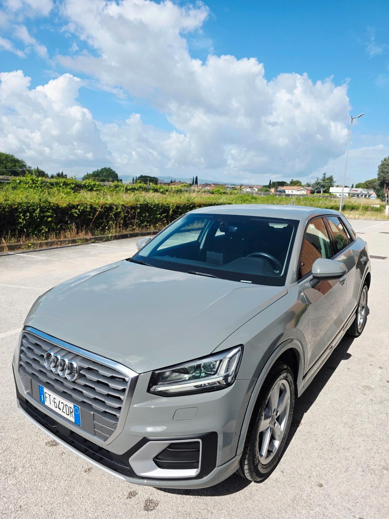 Audi Q2 1.6 116 CV automatica UNICAPROPRIETARIA Tagliandi uff