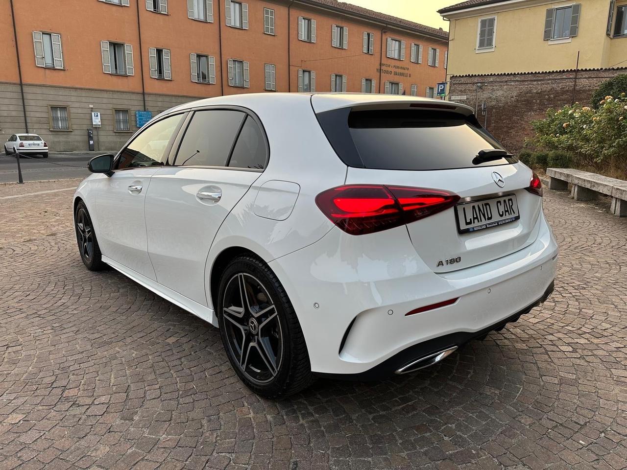 Mercedes-benz A 180 auto AMG Premium MHEV
