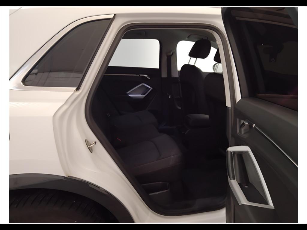 AUDI Q3 II 2018 - Q3 35 2.0 tdi Business Advanced