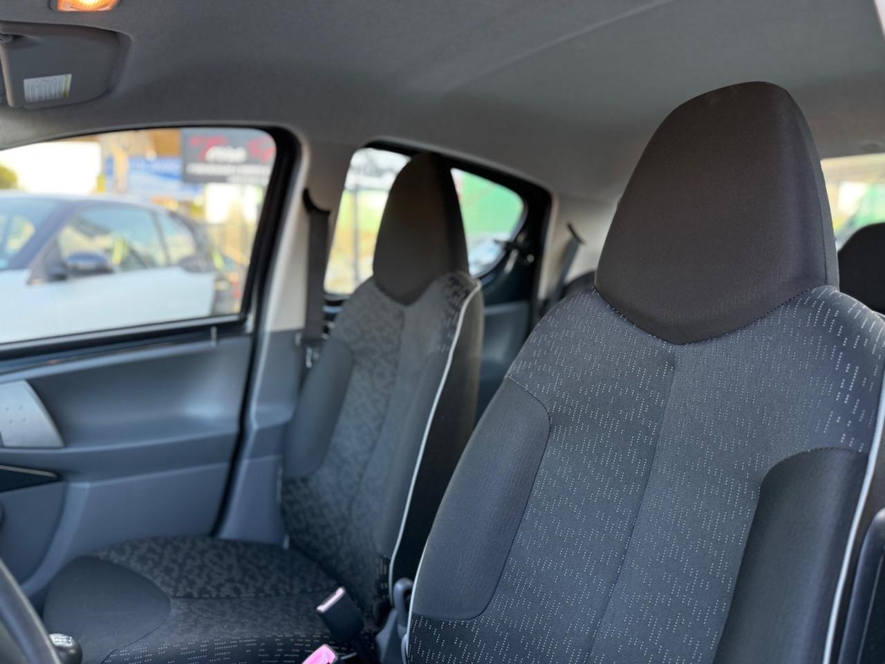 Peugeot 107 1.0 SOLO 51.000 KM - 2010