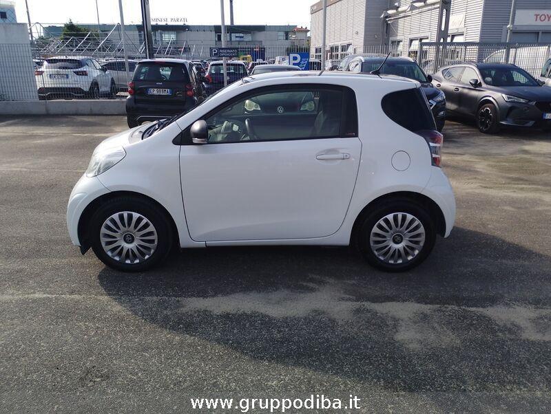 Toyota iQ 1.0 Active (sol) cvt E5