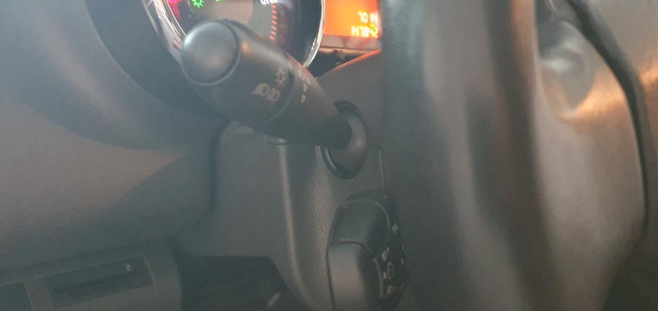 Peugeot 3008 1.6 HDi 115CV Active