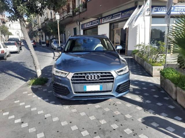 Audi Q3 2.0 tdi Business 150CV