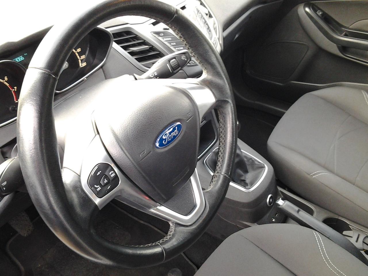 Ford Fiesta 1.4 GPL Neopatentati 2015