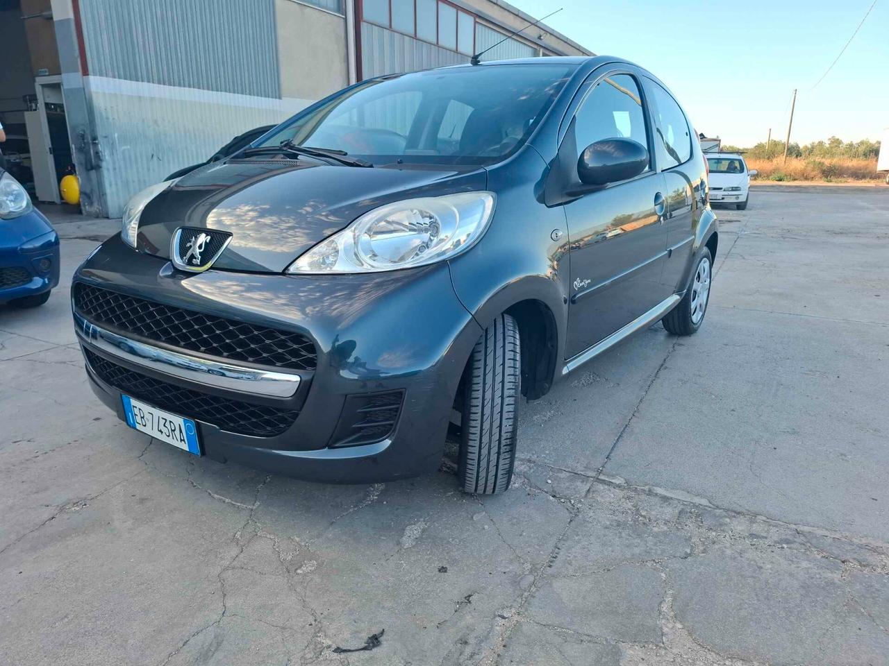 Peugeot 107 1.0 BENZINA SWEET YEARS AUTOMATICA !!!!!!!!!!!