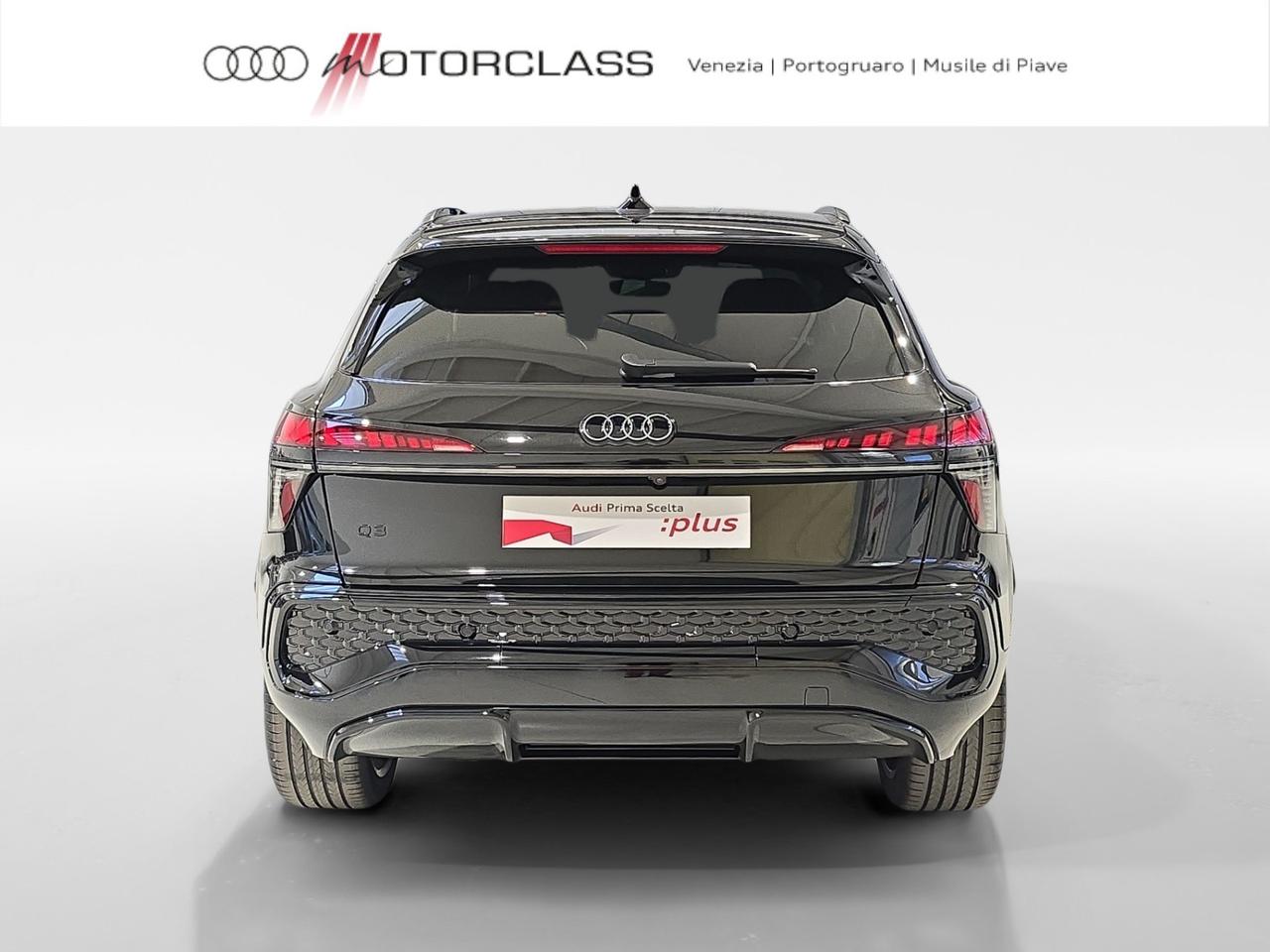 Audi Q3 2.0 tdi 150cv s line edition s tronic