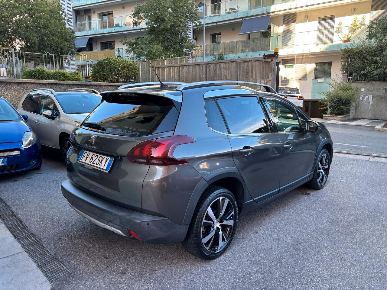 Peugeot 2008 PureTech Turbo 110 EAT6 S&S Black Matt PREZZO REALE