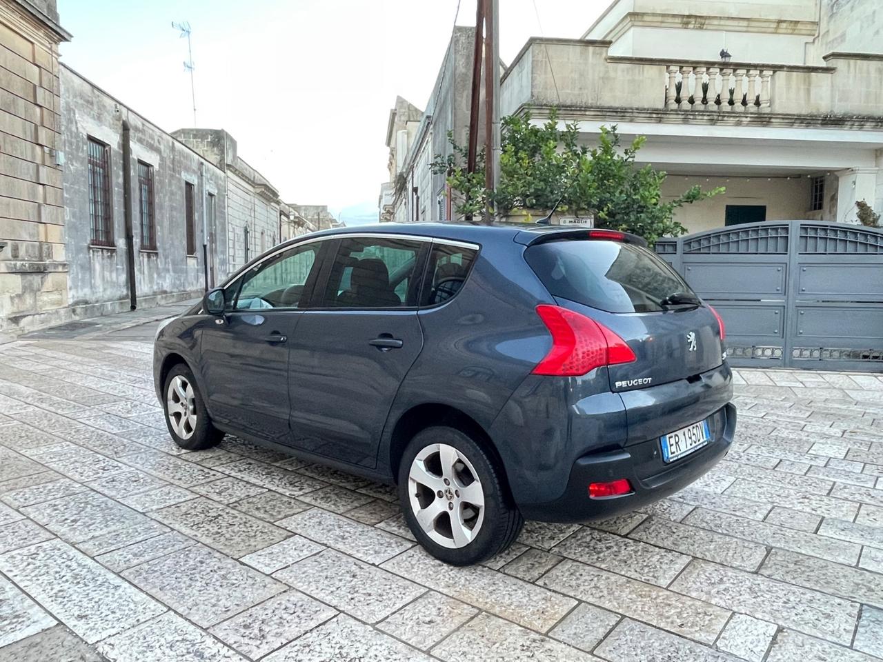 Peugeot 3008 1.6 HDi 115CV