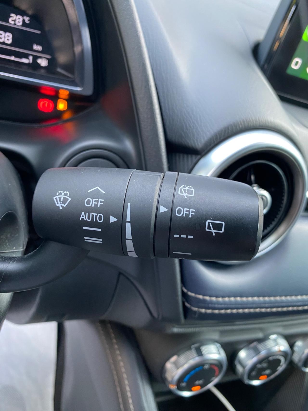 Mazda 2 Mazda2 1.5 Skyactiv-G 90 CV M Hybrid Evolve