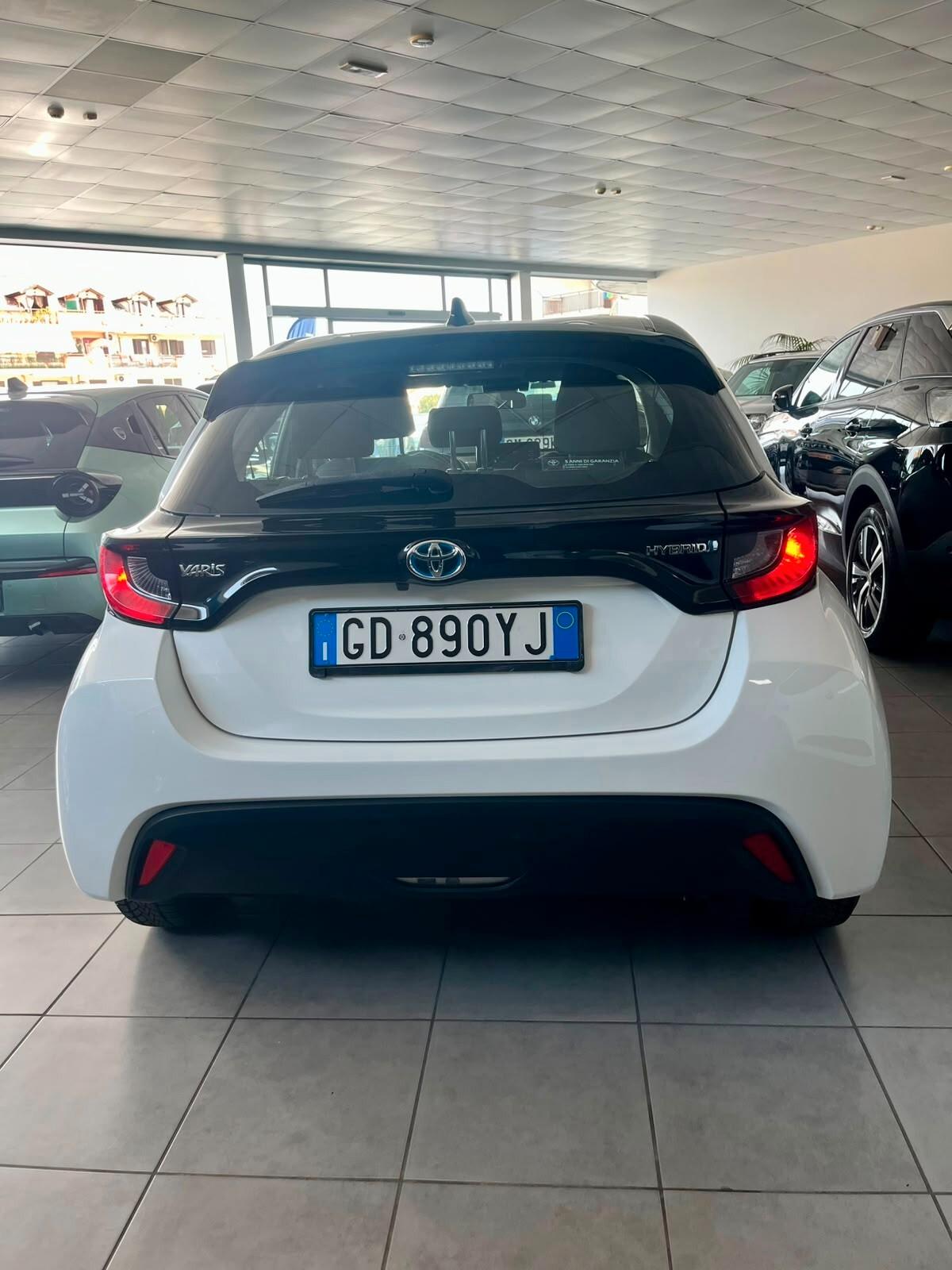 Toyota Yaris 1.5 Hybrid 5 porte Business
