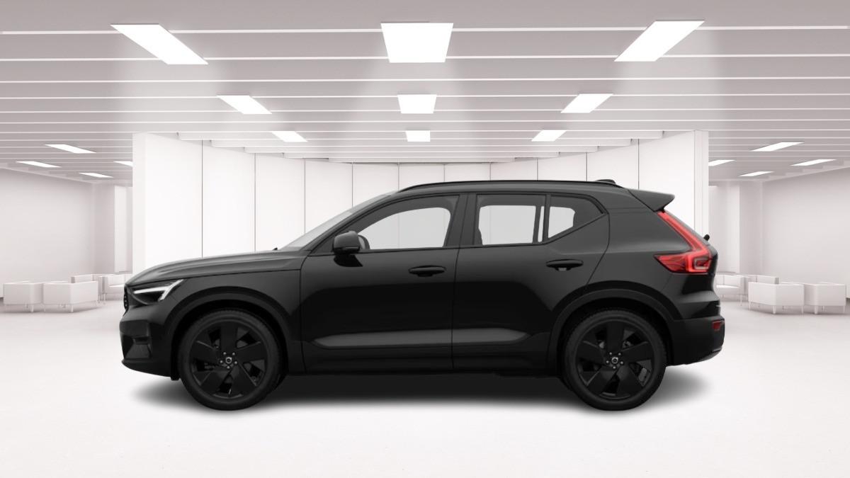 VOLVO Xc40 B3 Mild Hybrid Automatico Plus Black Edition