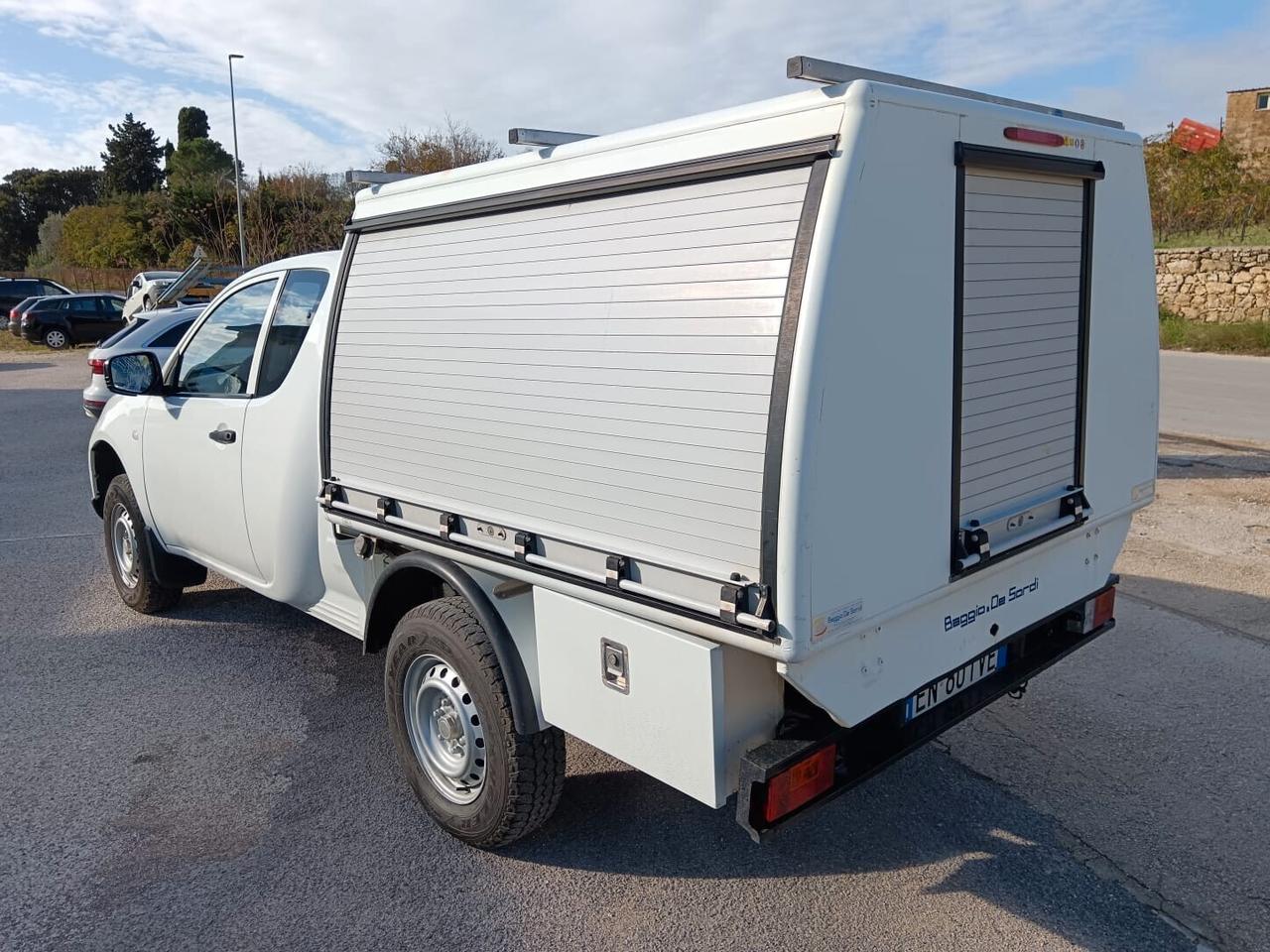 Mitsubishi L200 2.5 DI-D/136CV Club Cab Invite DPF