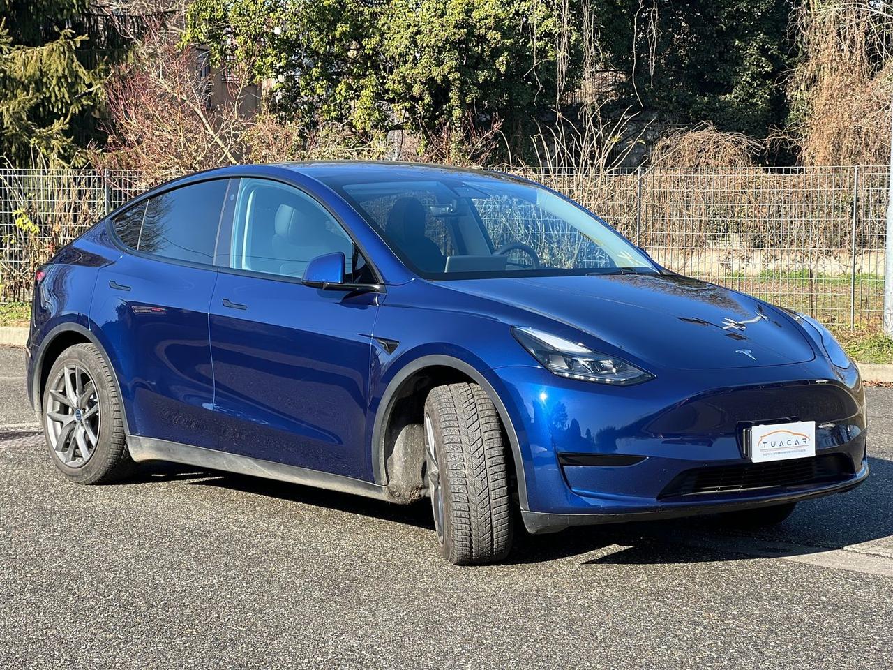 Tesla Model Y Single Motor rwd- DOPPI cerchi da 20"- autopilot