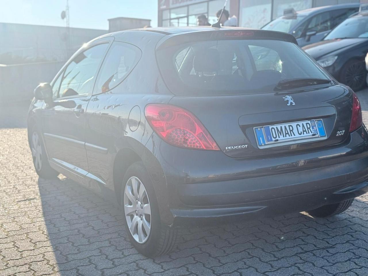 Peugeot 207 1.4 BENZINA 2006 NEOP.