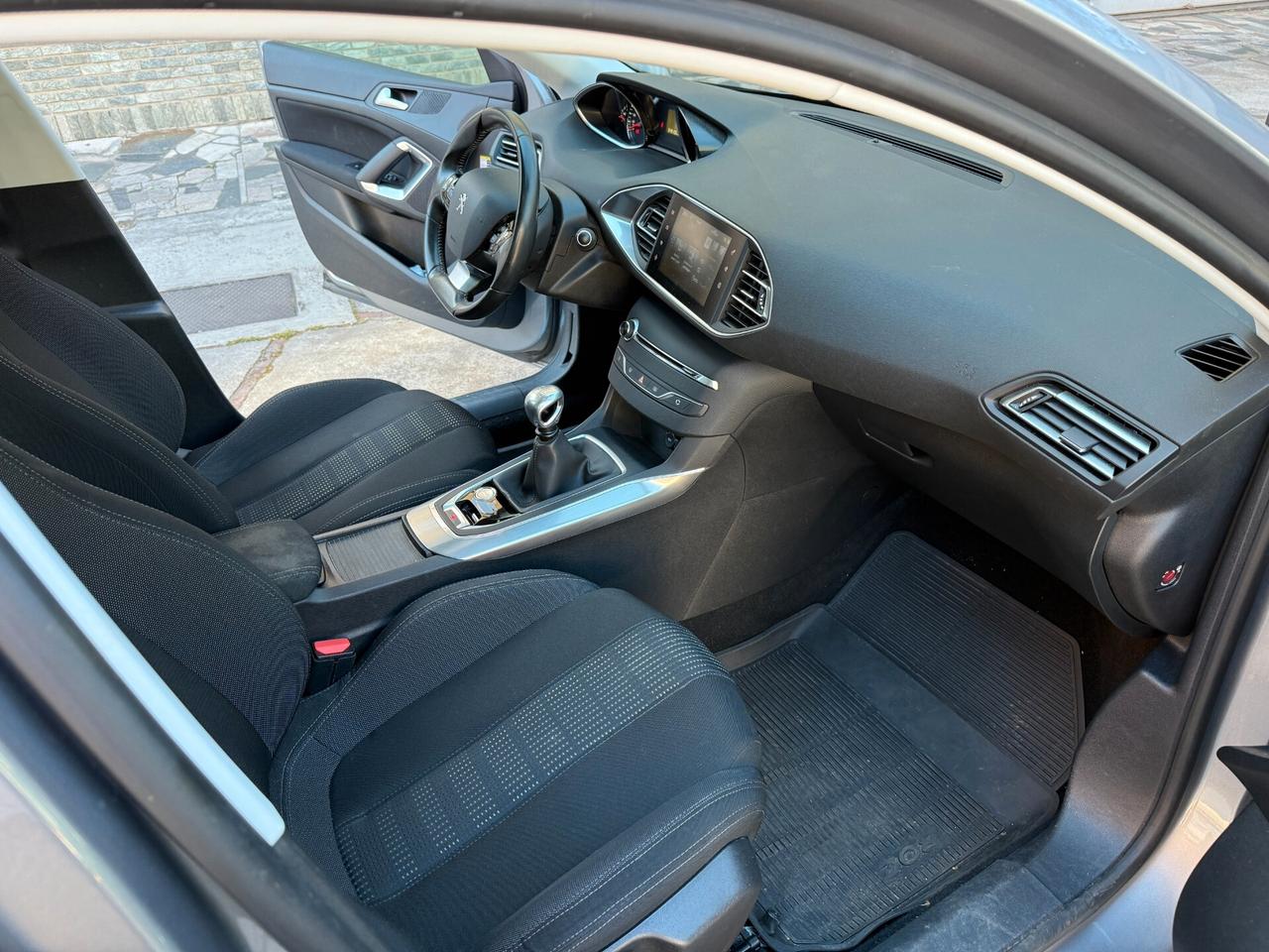 Peugeot 308 PureTech Turbo 110 S&S SW Access