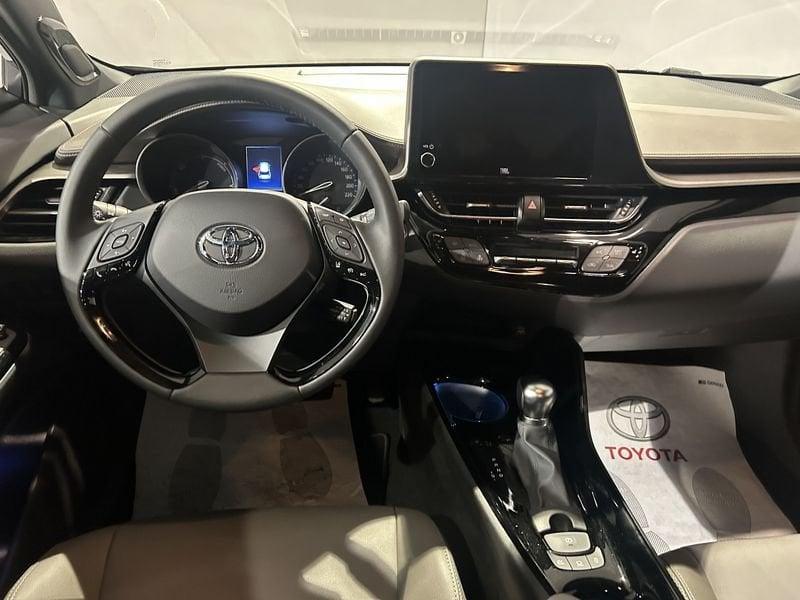 Toyota C-HR 2.0 Hybrid E-CVT Lounge KM 0