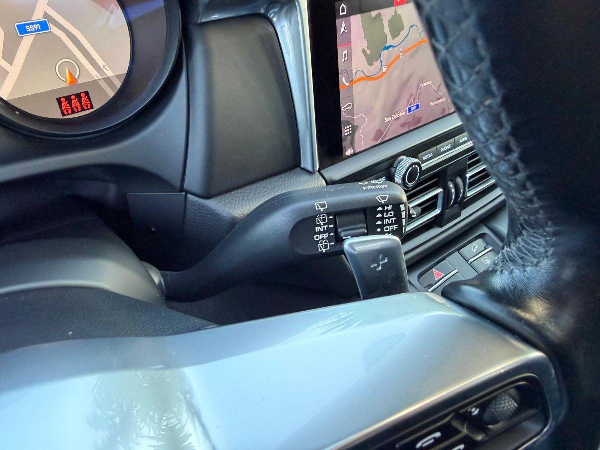 PORSCHE - Macan - 2.0