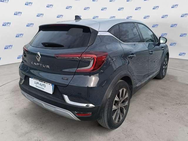 Renault Captur 1.6 E-Tech hybrid Techno Fast Track 145cv auto
