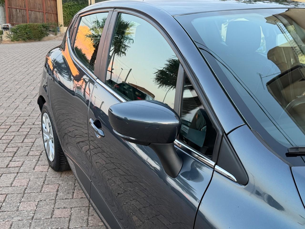 Renault Clio dCi 8V 75CV Start&Stop 5 porte Energy Life
