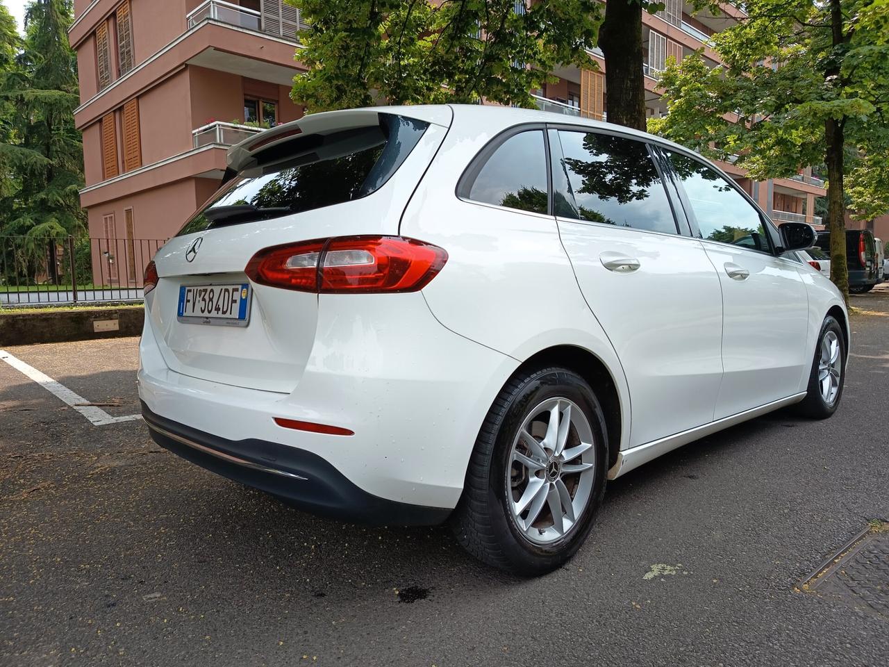 Mercedes-benz B 180 B 180 d Automatic Business Extra