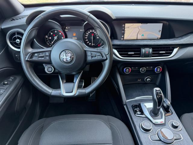 ALFA ROMEO Stelvio 190CV Q4 19'' BLACK+RETROCAMERA+2PDC+PACKBLACK