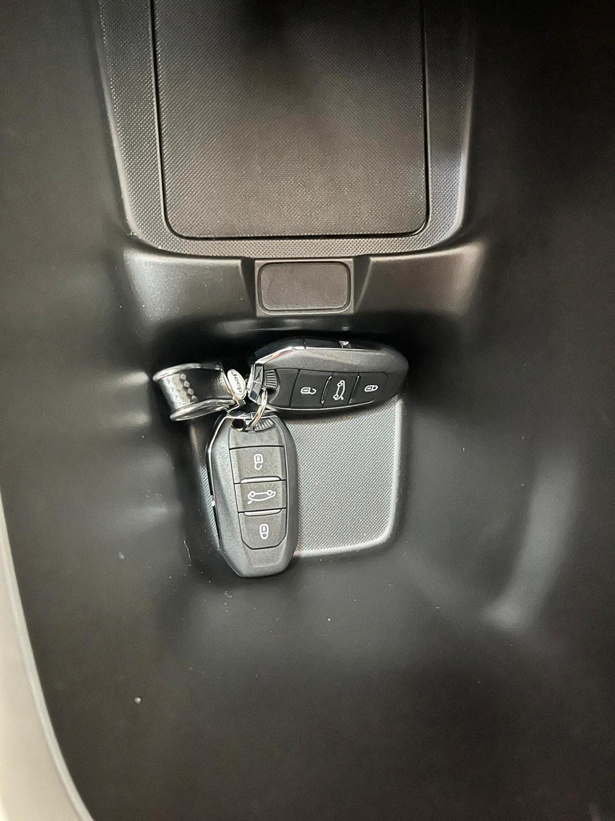 Jeep Avenger 1.2 Turbo 100 CV Summit