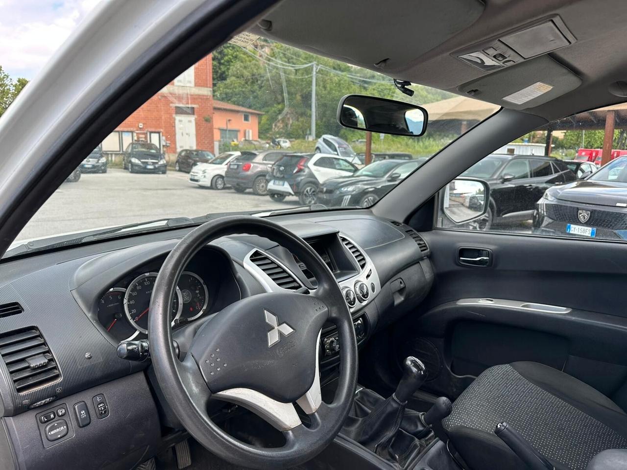 Mitsubishi L200 2.5 DI-D/136CV Club Cab Invite DPF