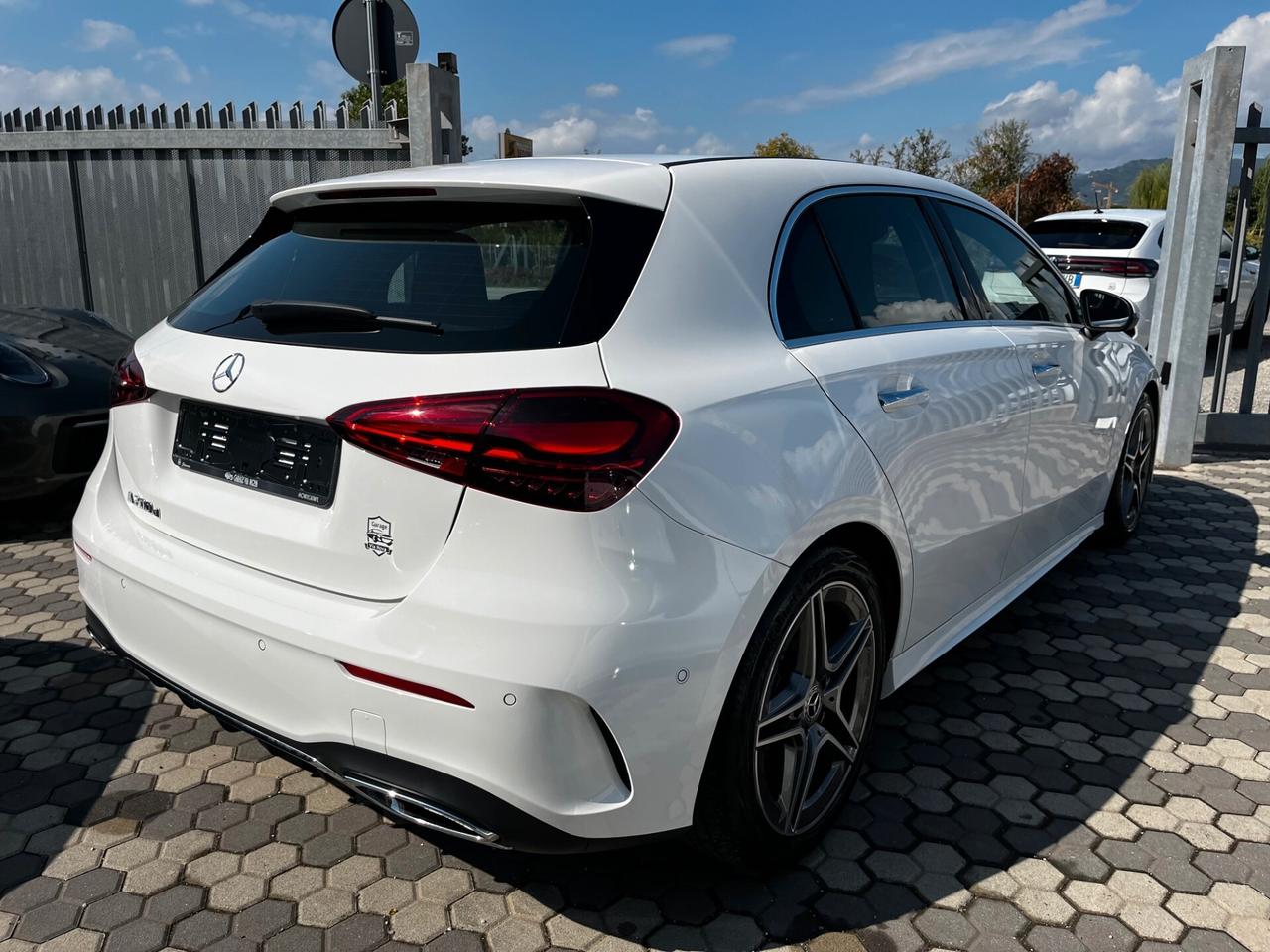 Mercedes-benz A 200 A 200 d Automatic Premium AMG Line