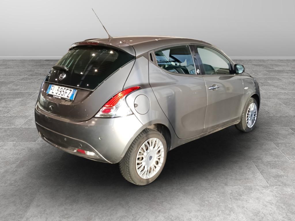 LANCIA Ypsilon III 2015 - Ypsilon 1.2 Gold ecochic Gpl 69cv my16
