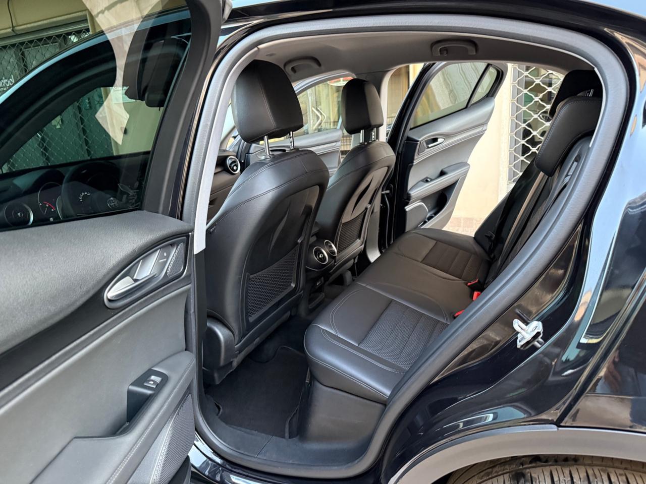 Alfa Romeo Stelvio 2.2 Turbodiesel 210 CV AT8 Q4 B-Tech