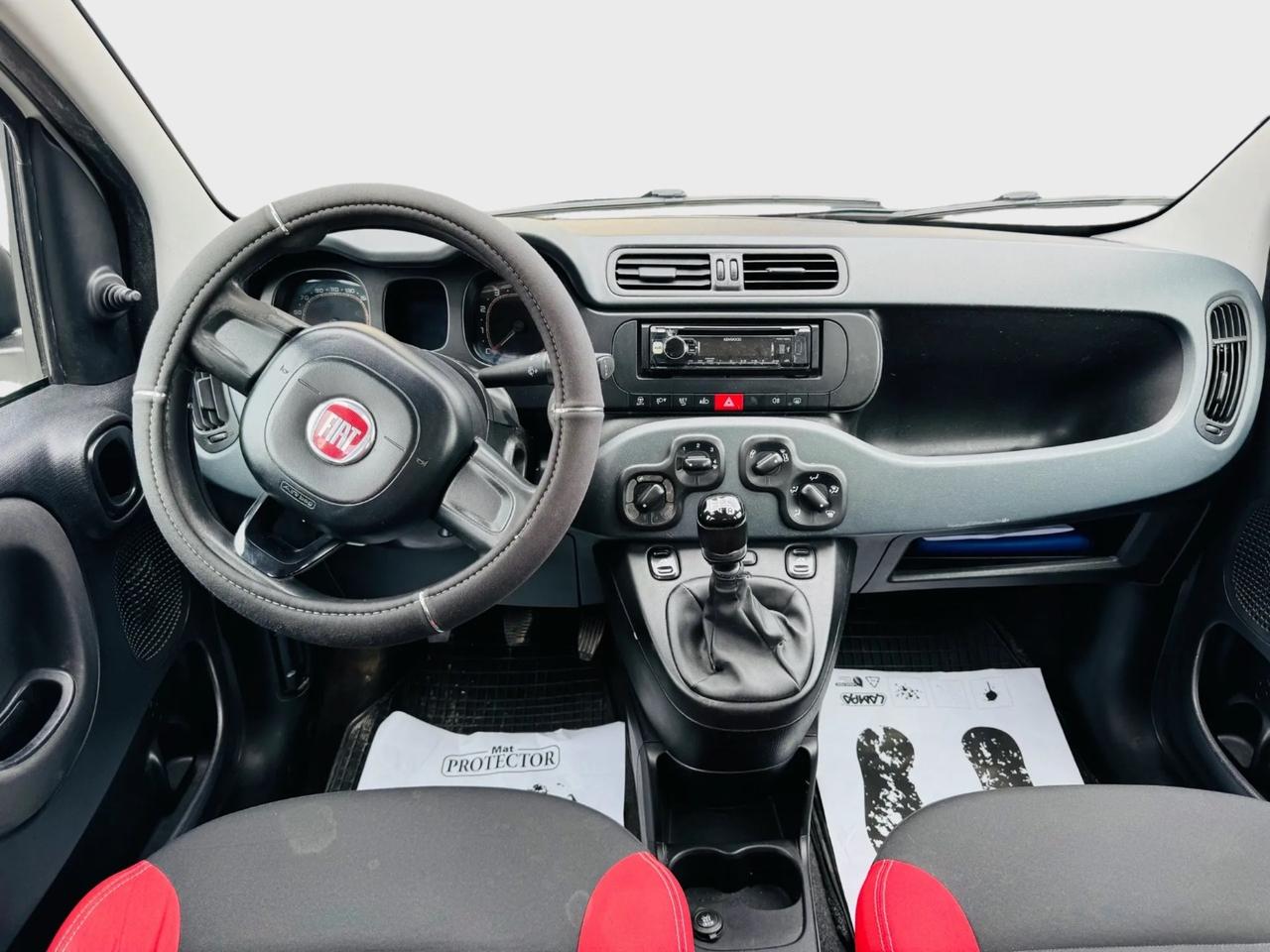 Fiat Panda 1.2 benzina anno 2018 neo patentati