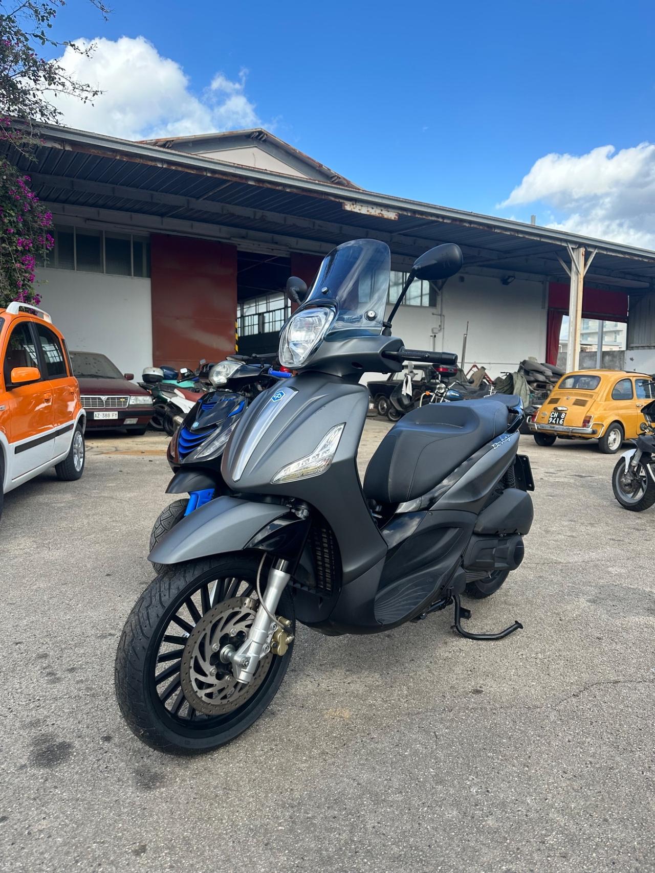 Piaggio Beverly 300 S