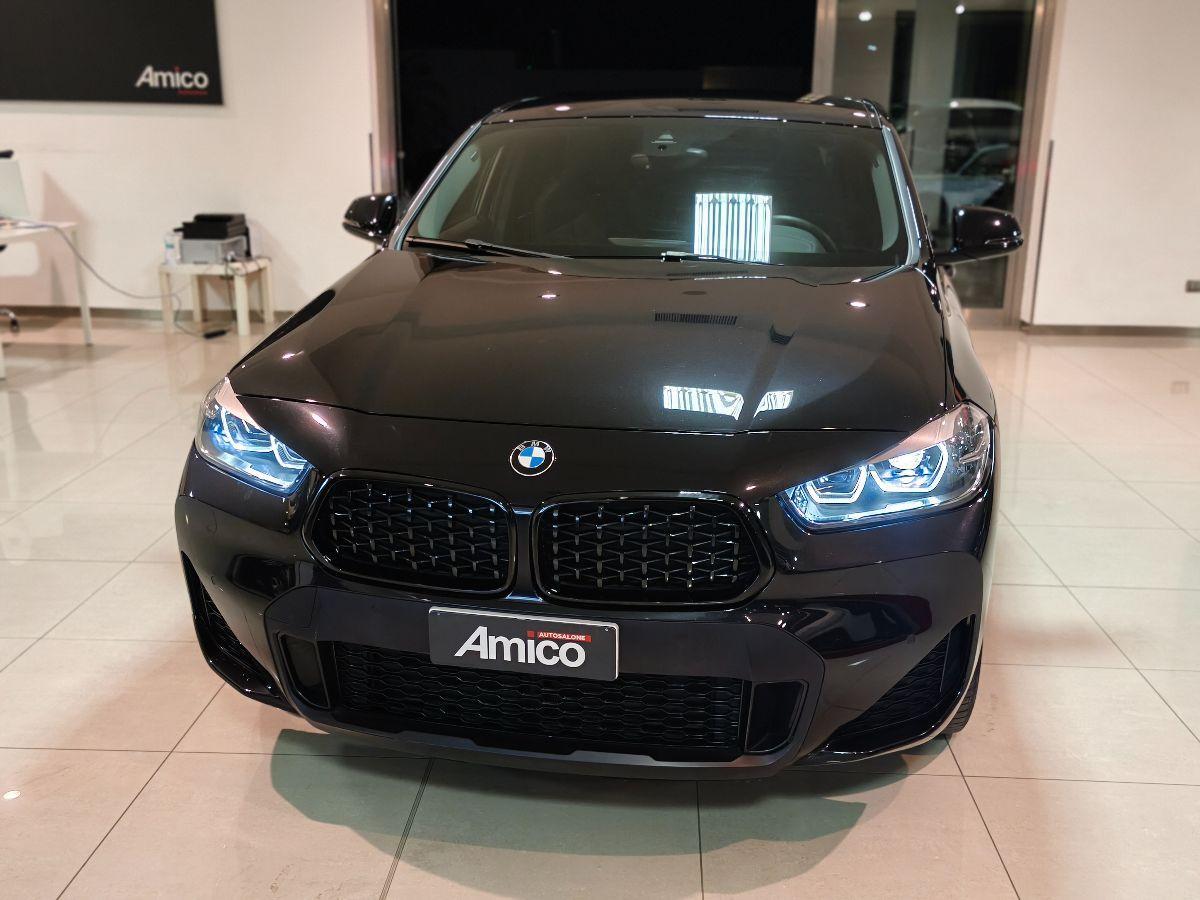 BMW X2 sDrive18d Edition M-SPORT Totalblack