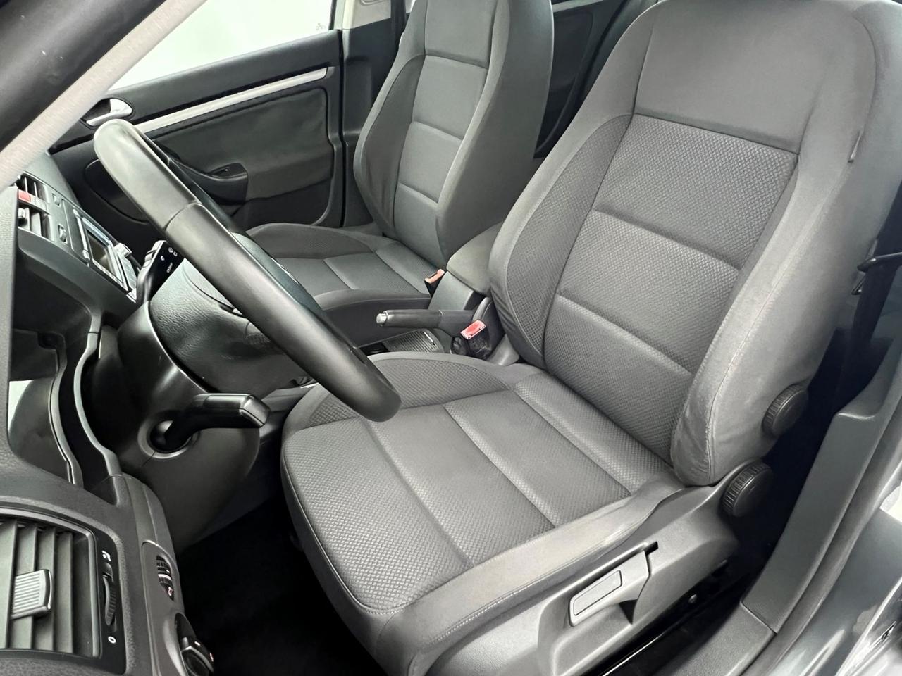 VOLKSWAGEN Golf V 2003 Golf 5p 1.9 tdi Comfortline 6m