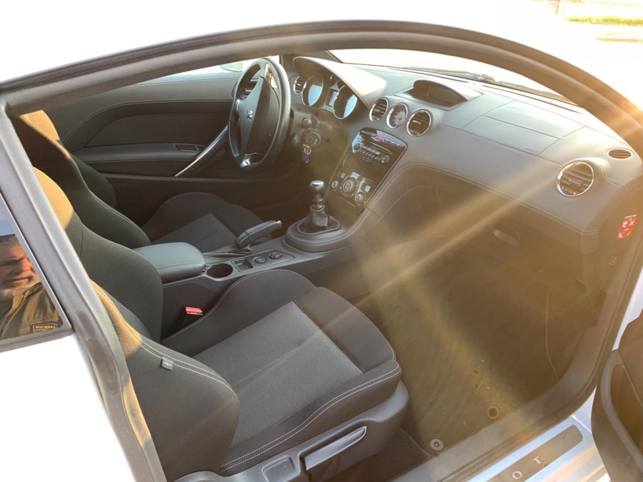 Peugeot RCZ 1.6 THP 156CV. 17000km uniproprietario