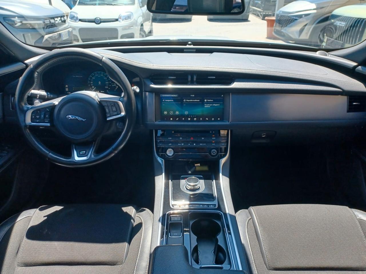 Jaguar XF Sportbrake 2.0 D 180 CV AWD aut. R-Sport