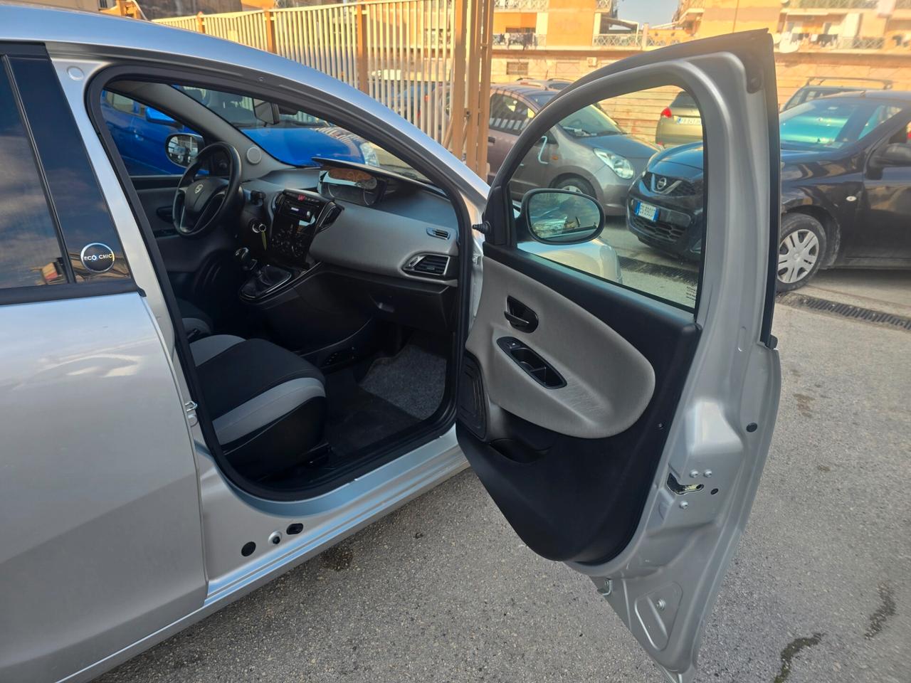 Lancia Ypsilon 1.2 69 CV 5 porte GPL Ecochic Gold