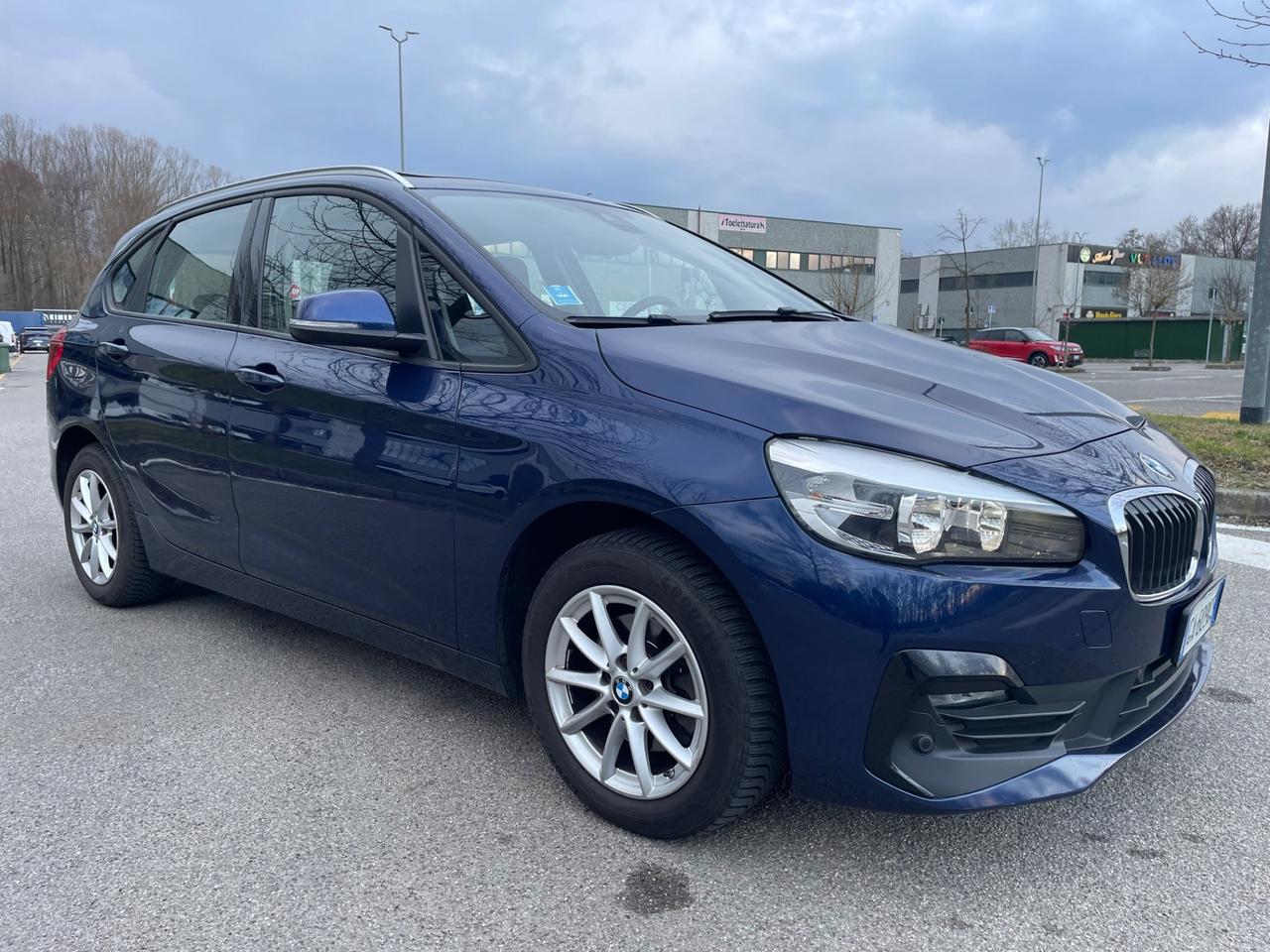 Bmw 216 218d Active Tourer*Neopatentati*Tetto*Navi*