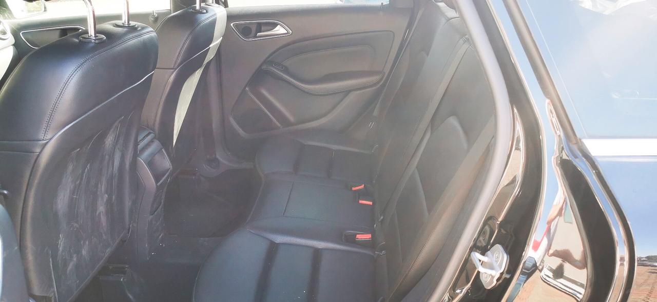 Mercedes-benz B 200 BlueEFFICIENCY Executive