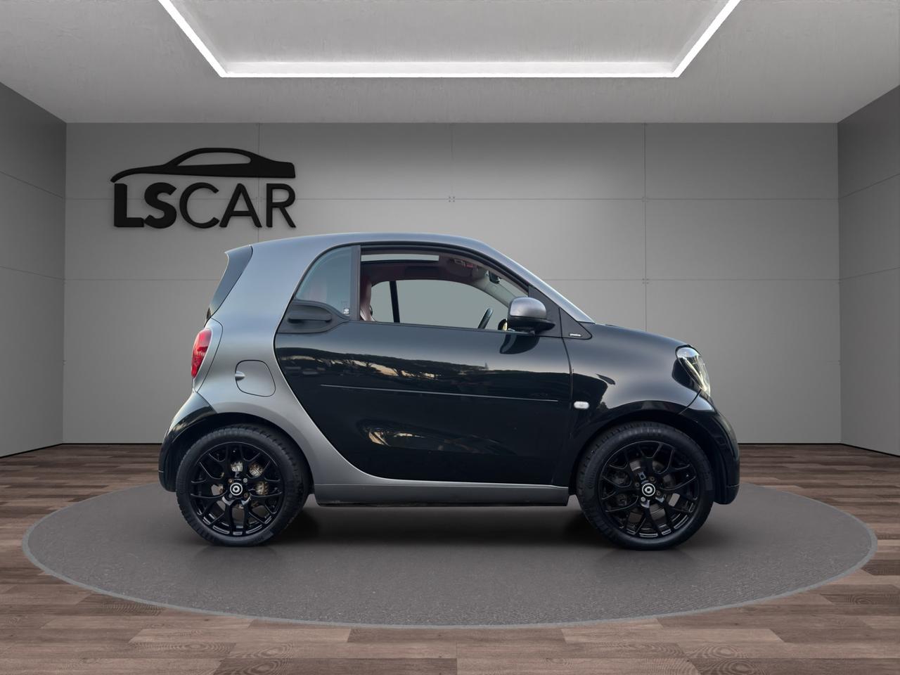 Smart fortwo coupe Fortwo 0.9 t Superpassion 90cv - UNIPRO - PROMO FINANZIAMENTO - IVA ESPOSTA - SPORT - SCHERMO - PELLE - TETTO