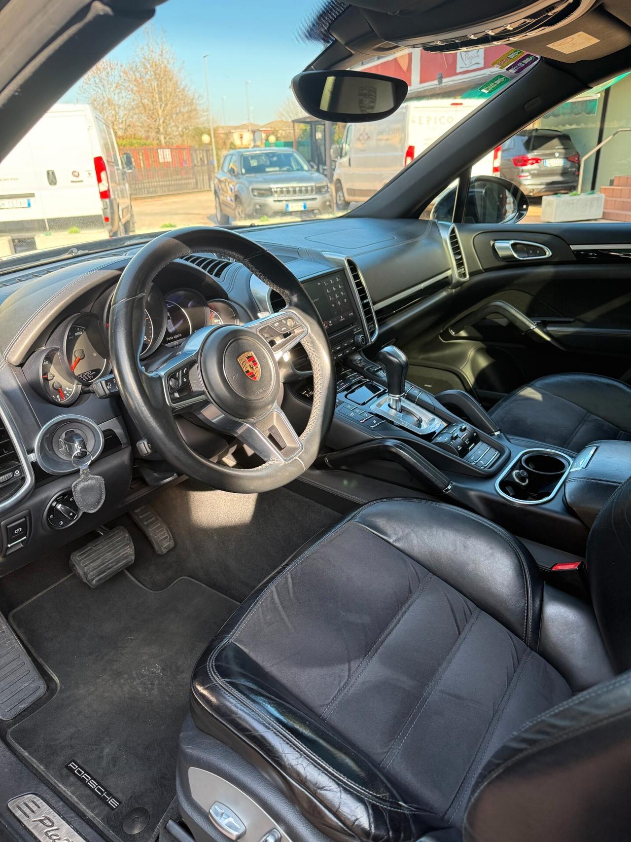 Porsche Cayenne 3.0 Diesel Platinum Edition