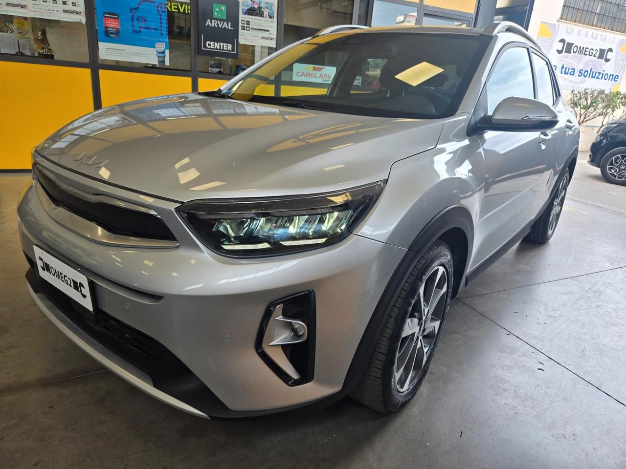 Kia Stonic MHEV hybrid STYLE IVA ESPOSTA
