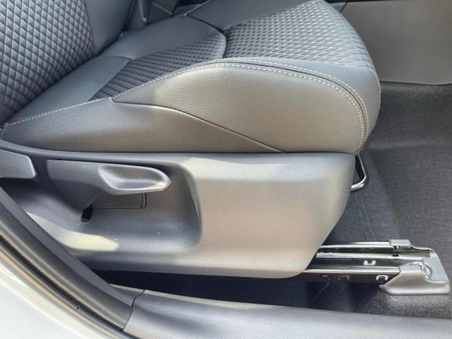 TOYOTA Yaris 1.5 130 Hybrid 5 porte Lounge - NUOVA