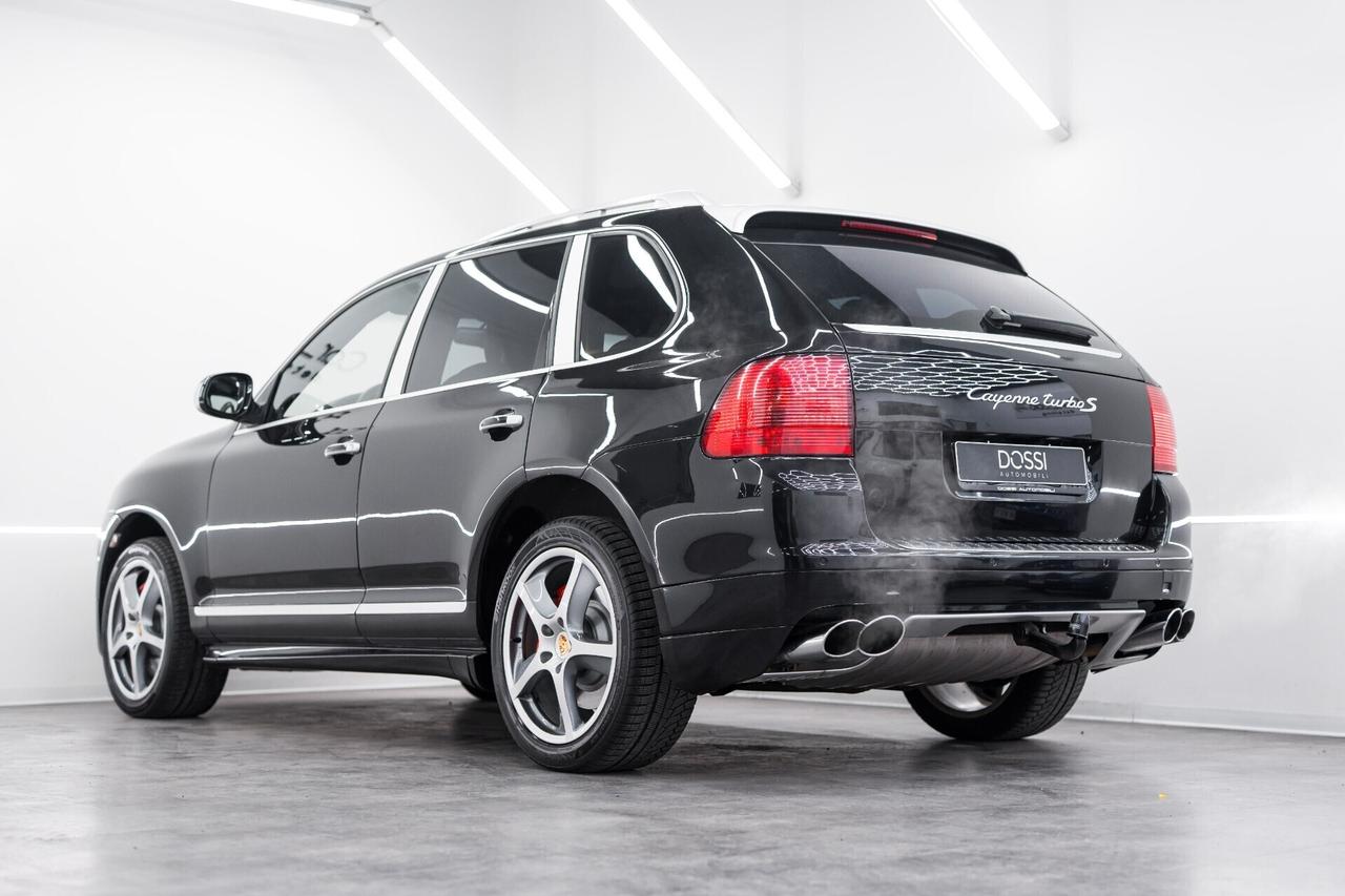 Porsche Cayenne 4.5 cat Turbo ASI