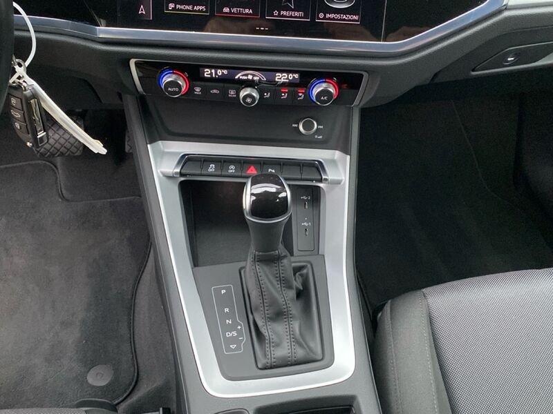 Audi Q3 Q3 35 TDI quattro S tronic Business 150 CV