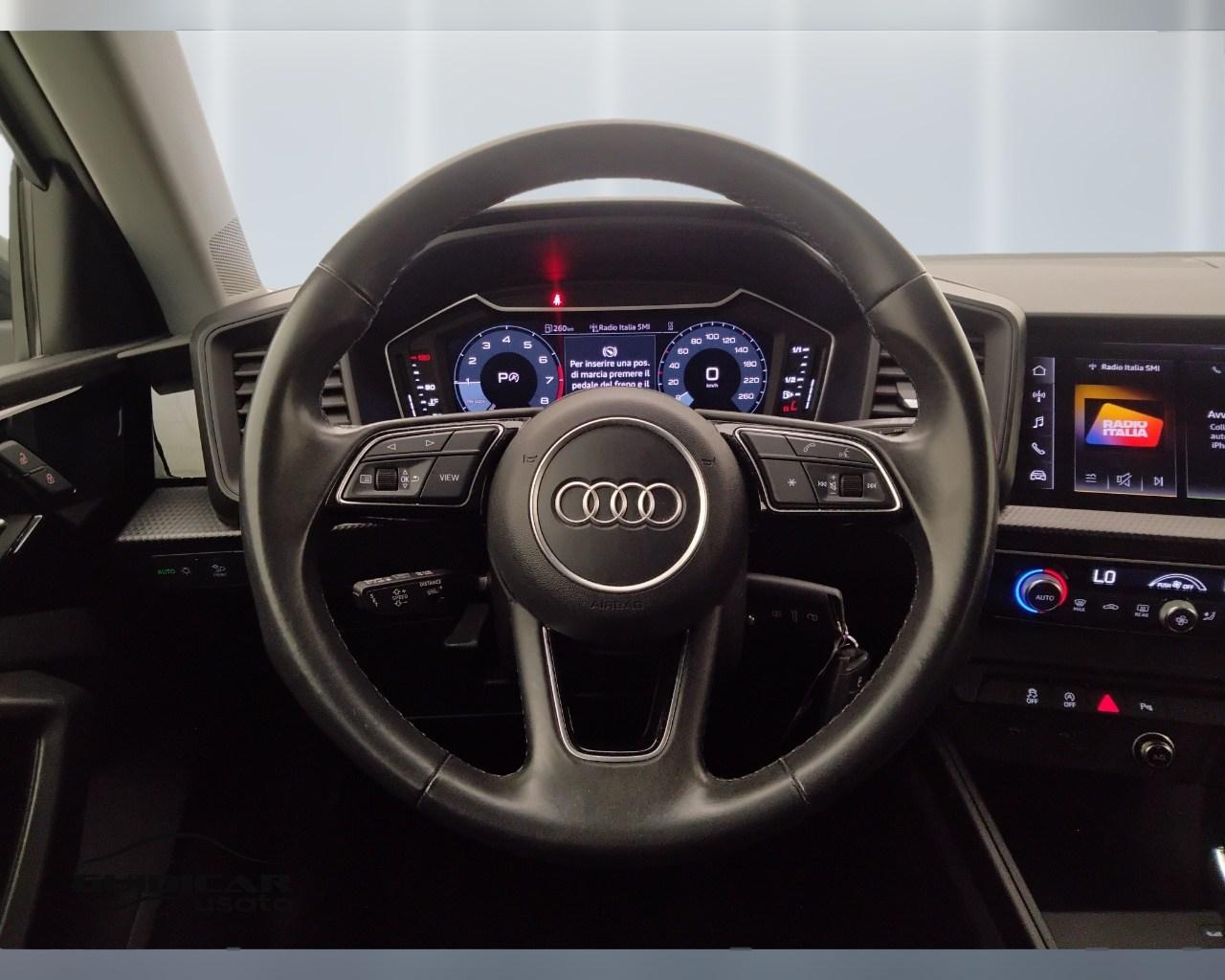AUDI A1 II 2022 allstreet - A1 allstreet 30 1.0 tfsi Identity Contrast 110cv s tronic