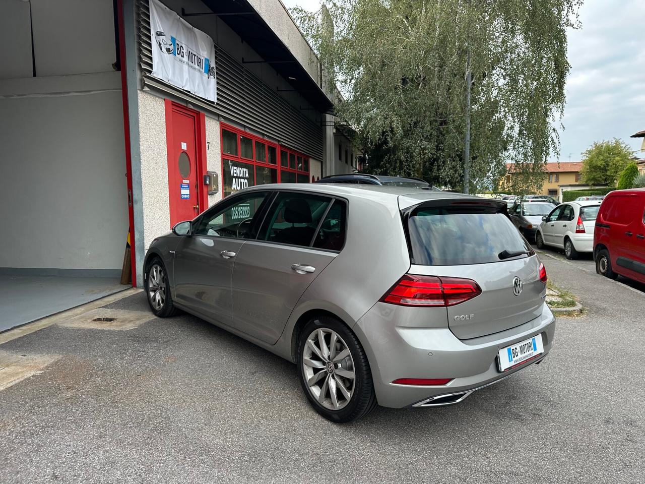 Volkswagen Golf VII 2017 5p 1.5 tsi Highline 130cv dsg UNIPROPR.