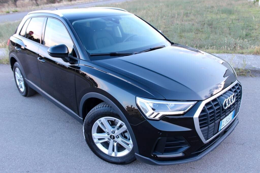 AUDI Q3 2.0 TDI 150 CV s-tronic *Matrix *Camera
